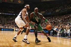 爱游戏官网-穆雷焦点对战，凯恩与80激战拜仁分钟，夺冠胜负难料！再创辉煌时刻